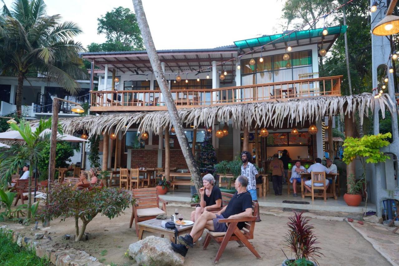 Hotel Muthu Sea View Hiriketiya Dikwella Esterno foto